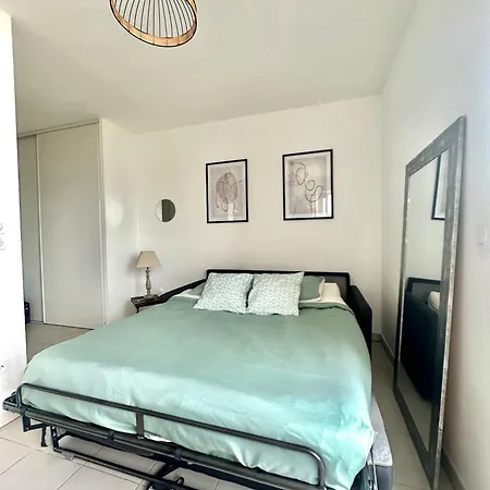 Cosy Avec Parking Et Vue Feerique * Ницца